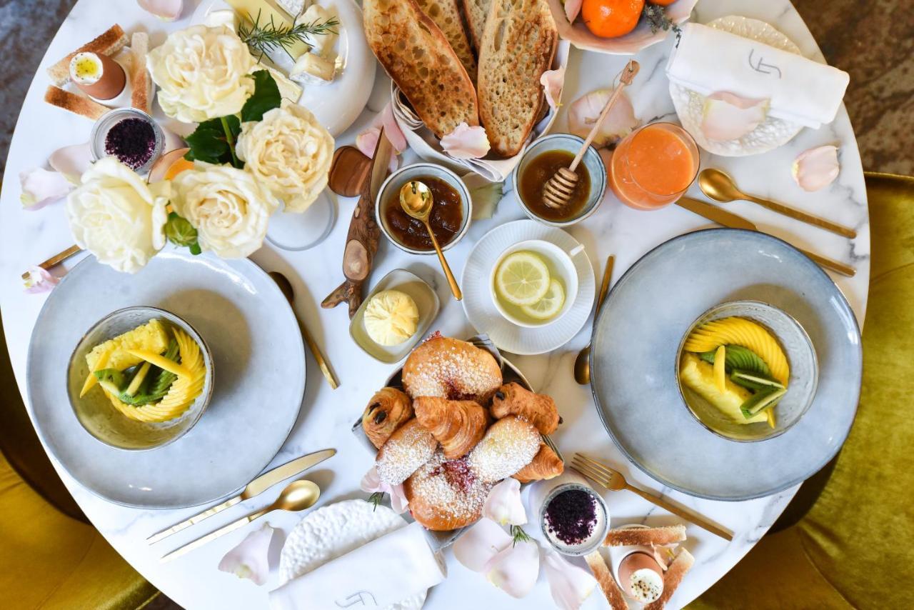 De Saint-rémy - Restaurant étoilé Fany Rey 4*