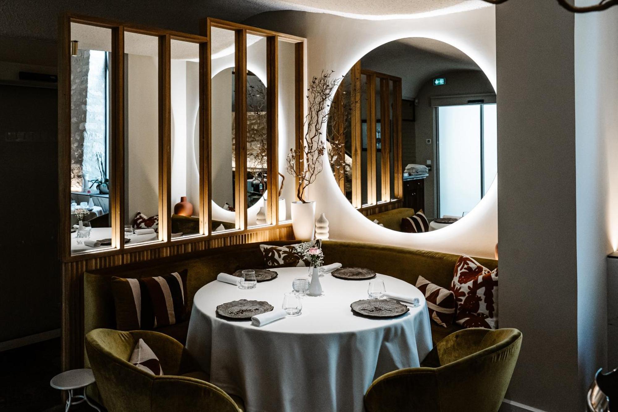 Inn De Saint-remy - Restaurant Gastronomique Etoile Fj