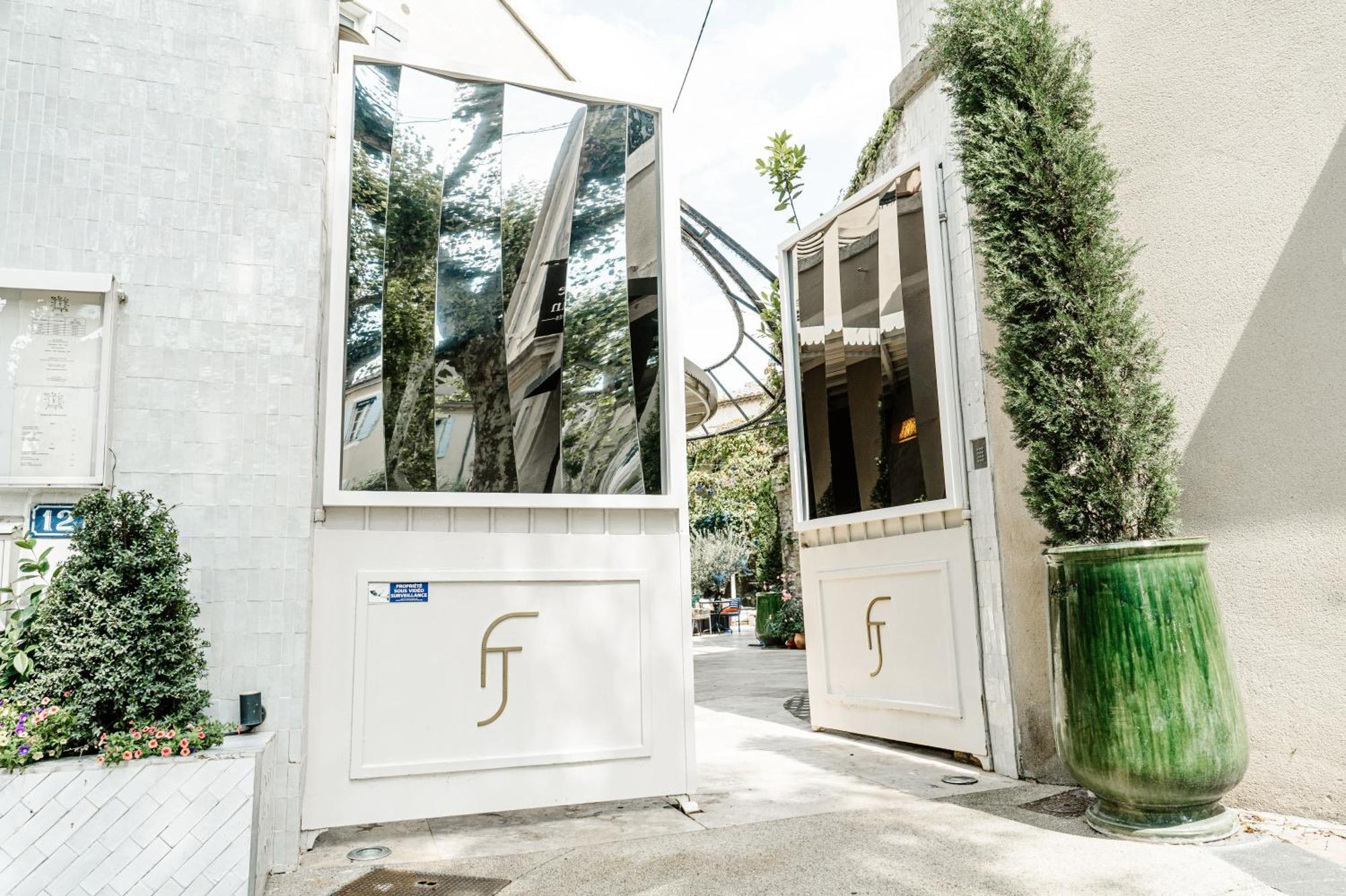 De Saint-remy - Restaurant Gastronomique Etoile Fj 4*